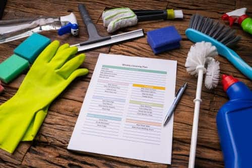 What is a good house cleaning routine