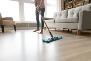 How-do-you-properly-mop-a-floor