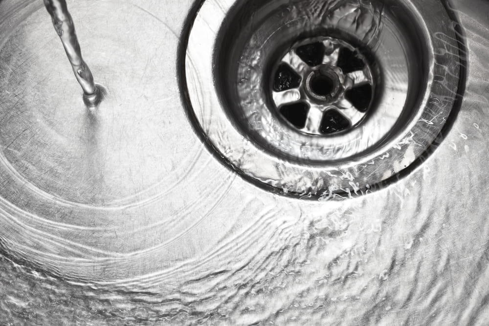 How to Clean Your Kitchen Sink