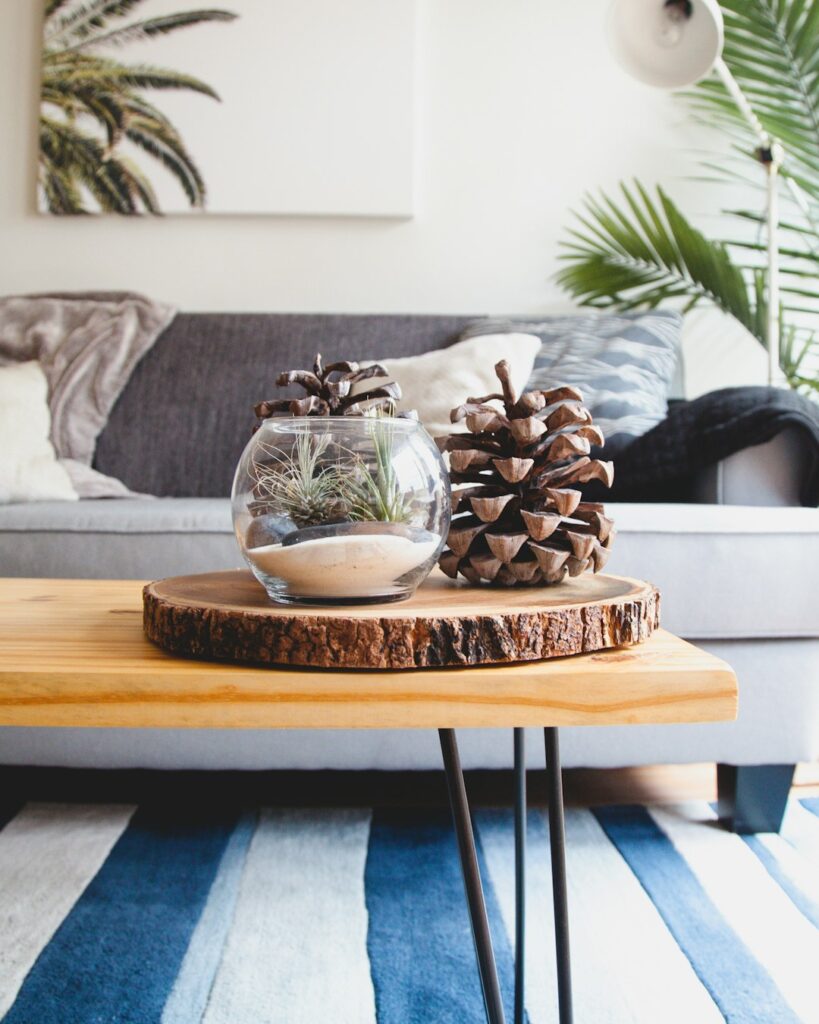 Cleaning Hacks: 7 Pro Tips for a Sparkling Home