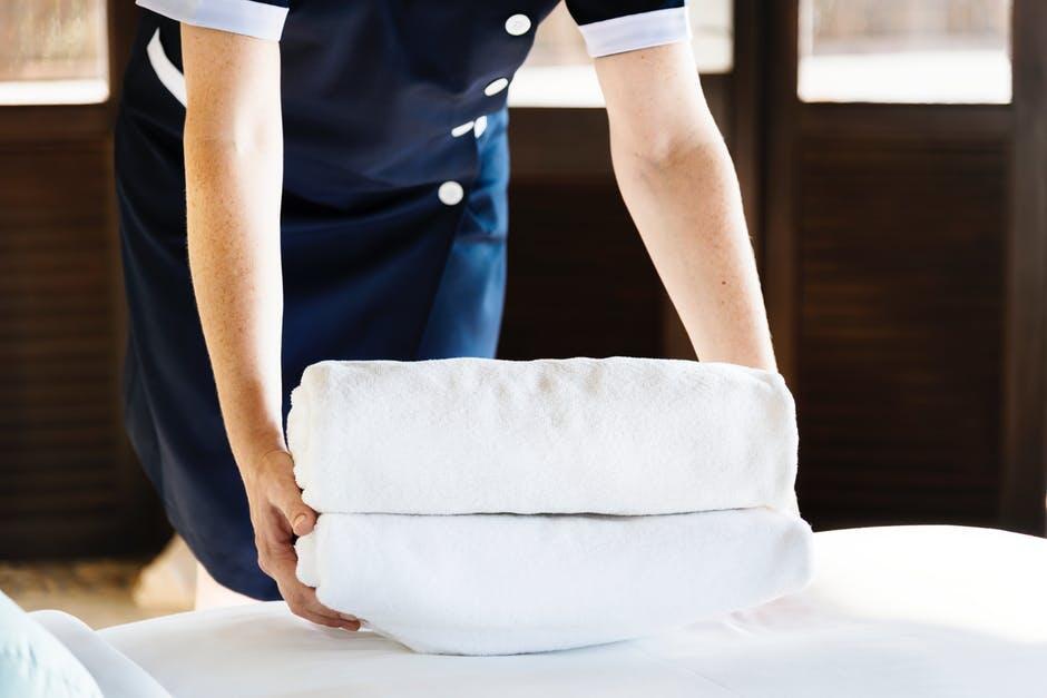 How Often Should You Employ an Airbnb Cleaning Service?