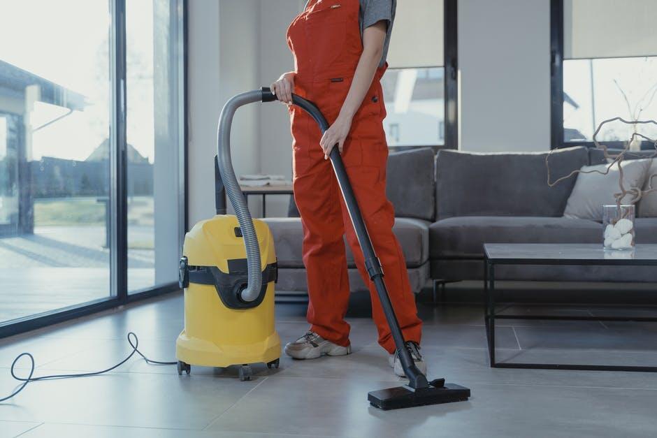 Keeping a Clean House: 8 Proven Tips for Maintaining Tidiness